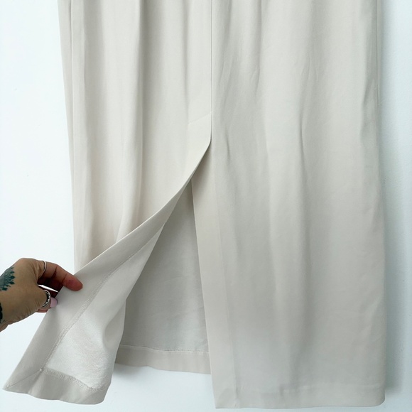 Babaton immaculate mid rise crepe skirt - Picture 8 of 9